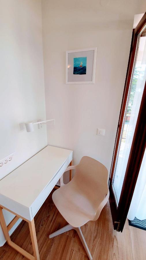 Luxury Apartment - Few Minutes From The Sea ポレッチ エクステリア 写真